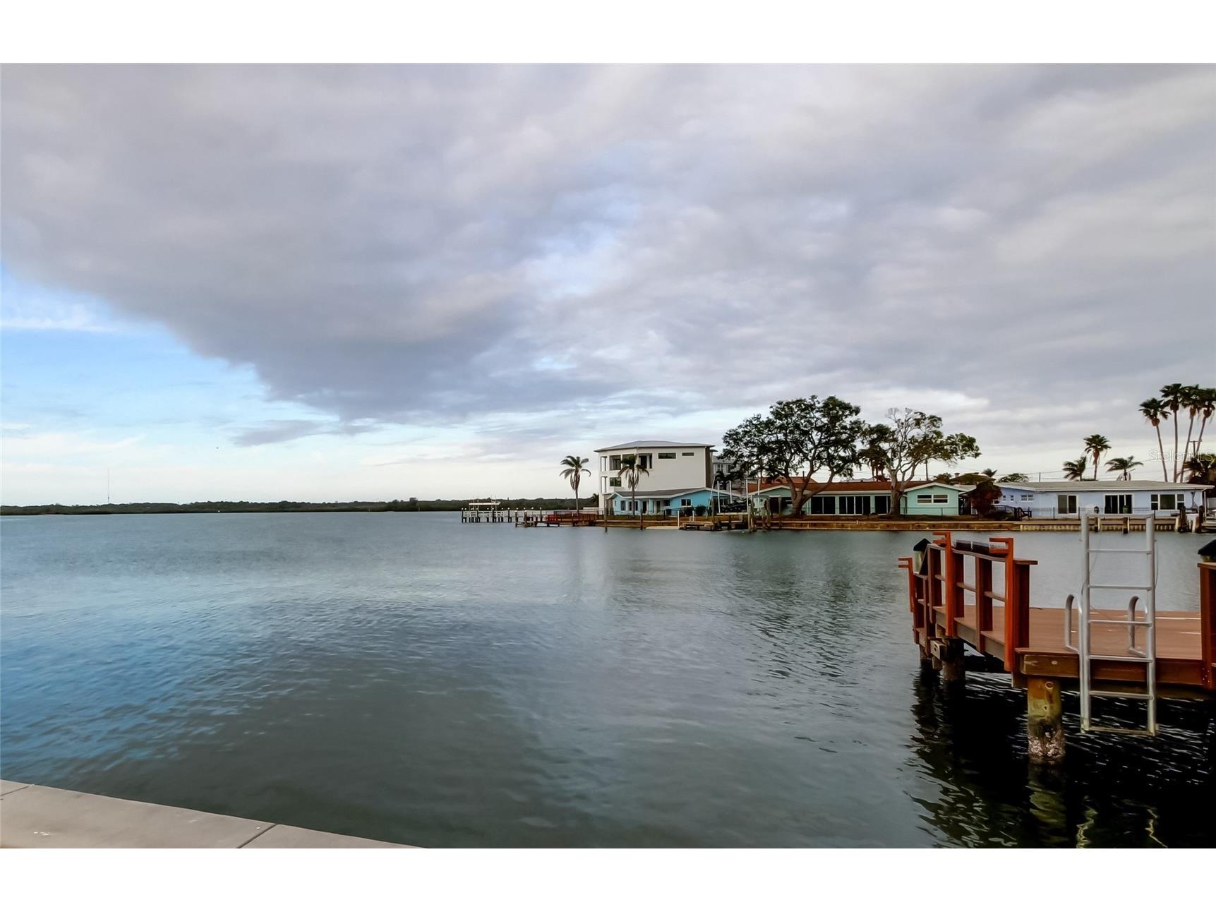 16113 4th Street E Saint Petersburg FL 33708 TB8328541 image1
