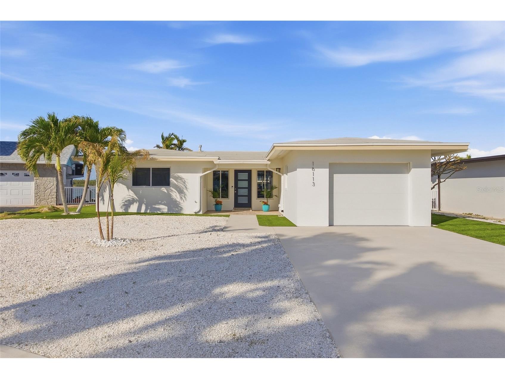 16113 5th Street E Redington Beach FL 33708 - BOCA CIEGA BAY TB8490844 image1