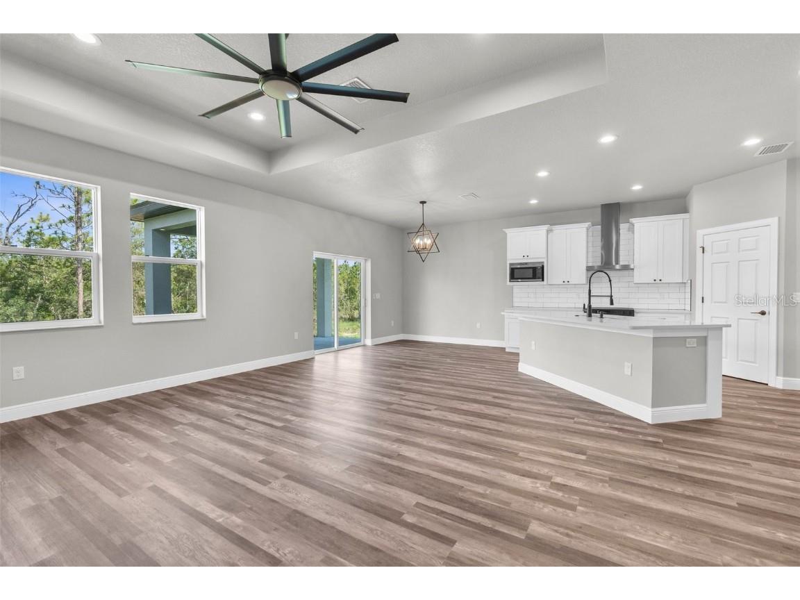 16113 Penn State Road Weeki Wachee FL 34614 W7877114 image4