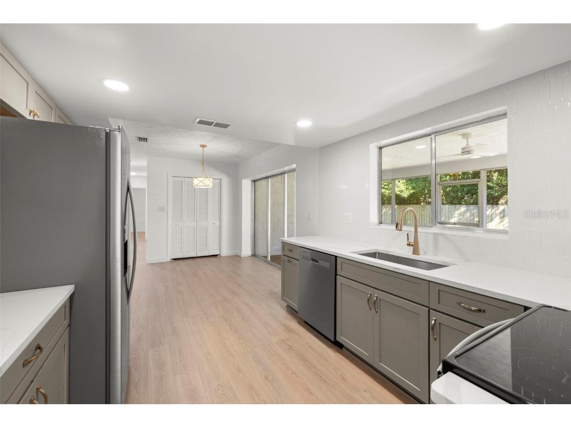 16113 Tampa Street Lutz FL 33548 TB8447333 image10