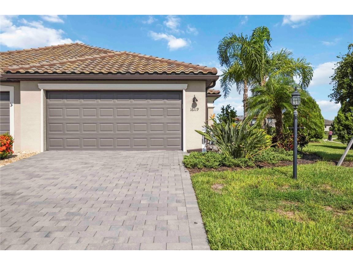 16119 Sunny Day Drive Bradenton FL 34211 A4659230 image1