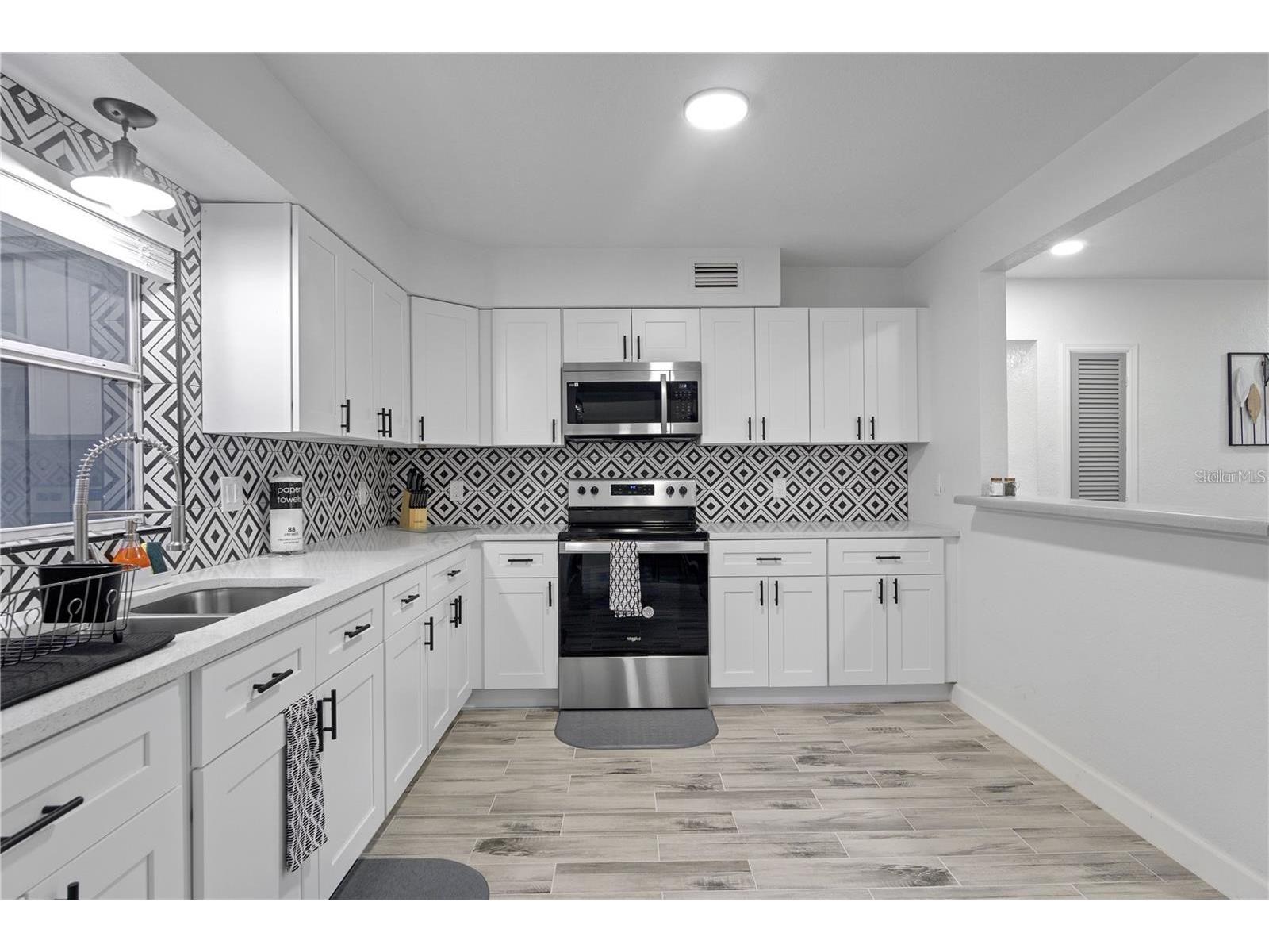 1612 & 1614 Ferris Avenue Orlando FL 32803 O6382905 image36