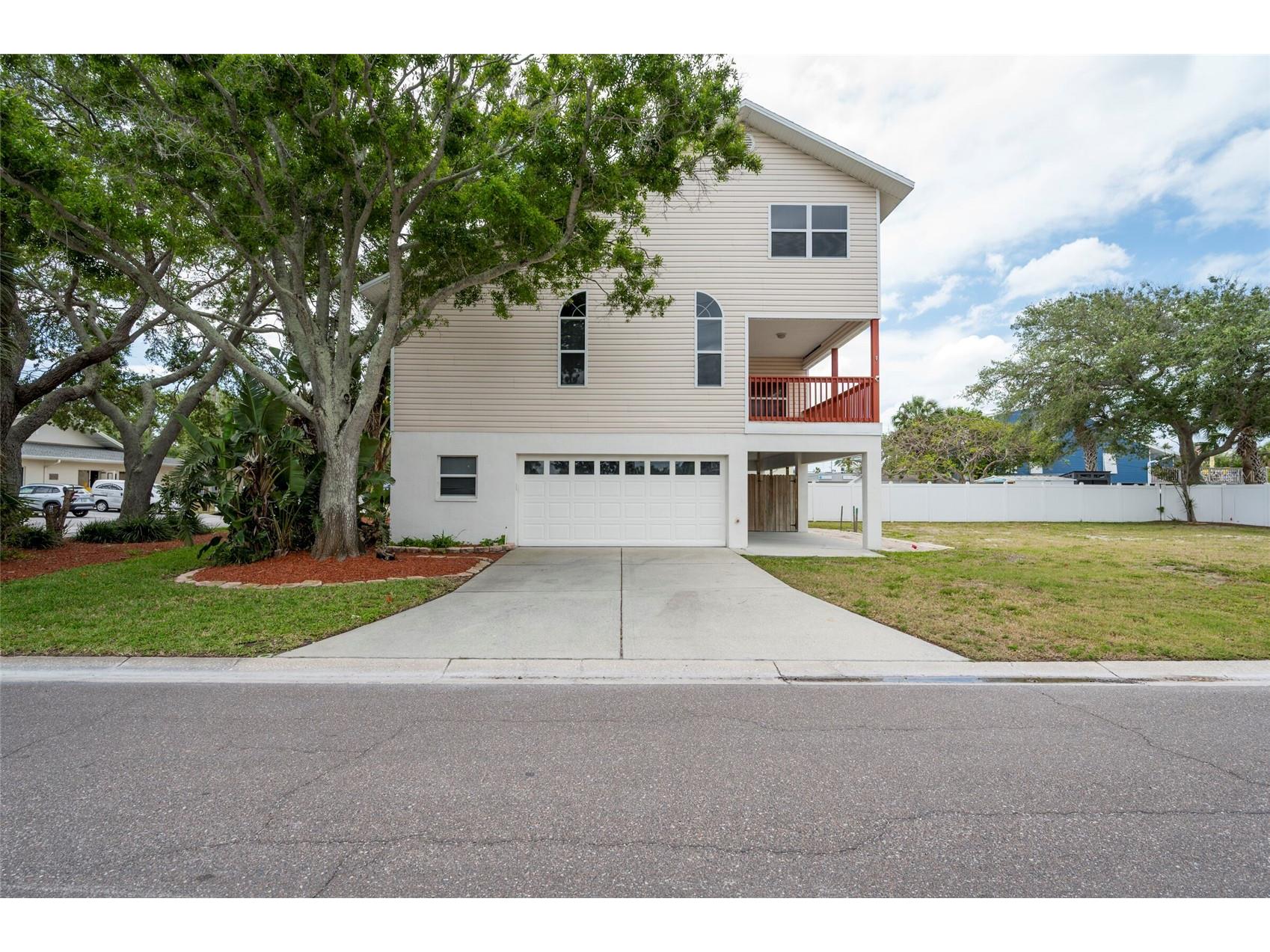 1612 1st St Indian Rocks Beach FL 33785 TB8505021 image1