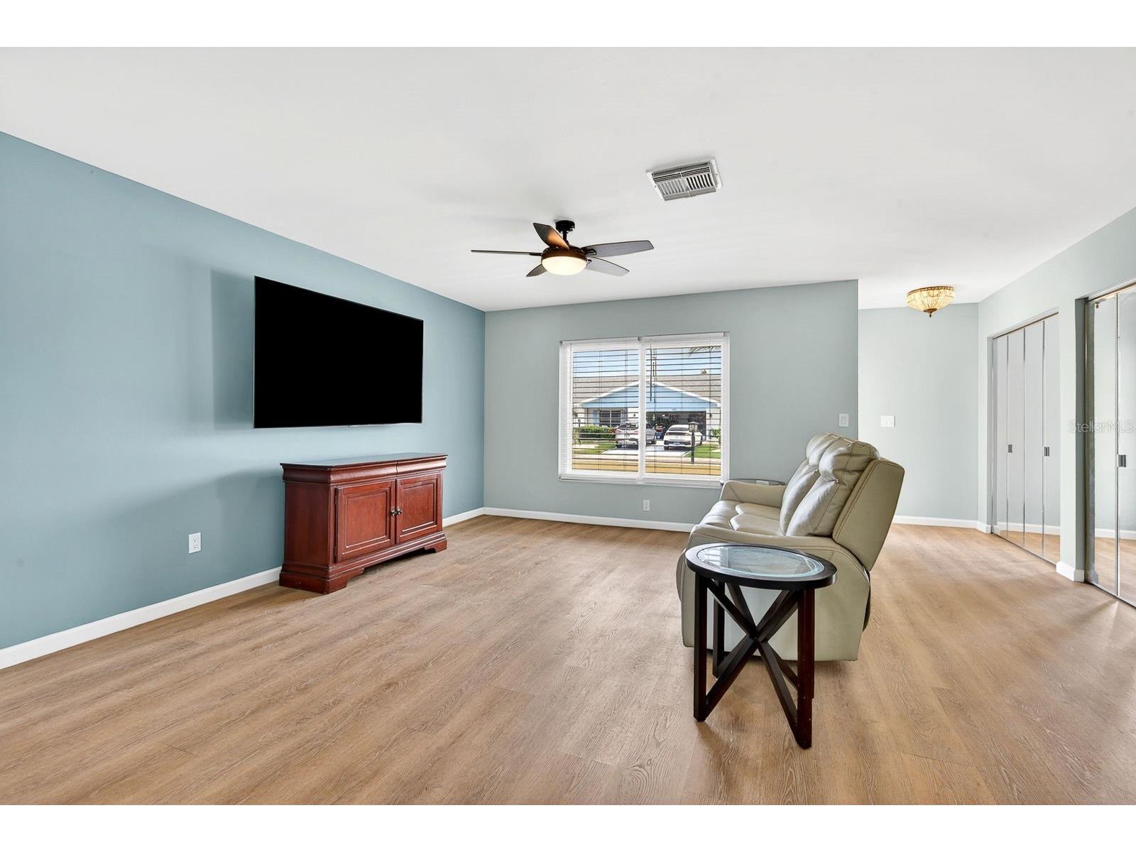 1612 Bentwood Drive Sun City Center FL 33573 A4694898 image7