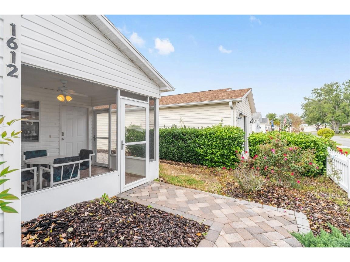 1612 Campos Drive The Villages FL 32162 OM714446 image4