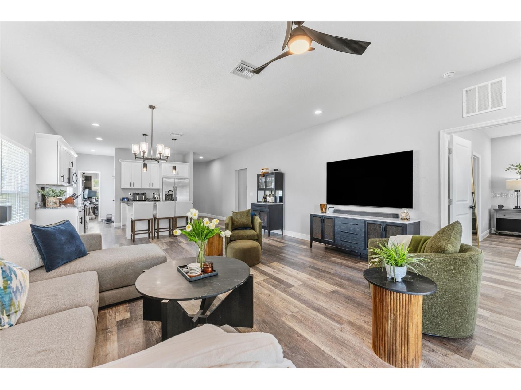 1612 E 97th Avenue Tampa FL 33612 TB8507187 image4