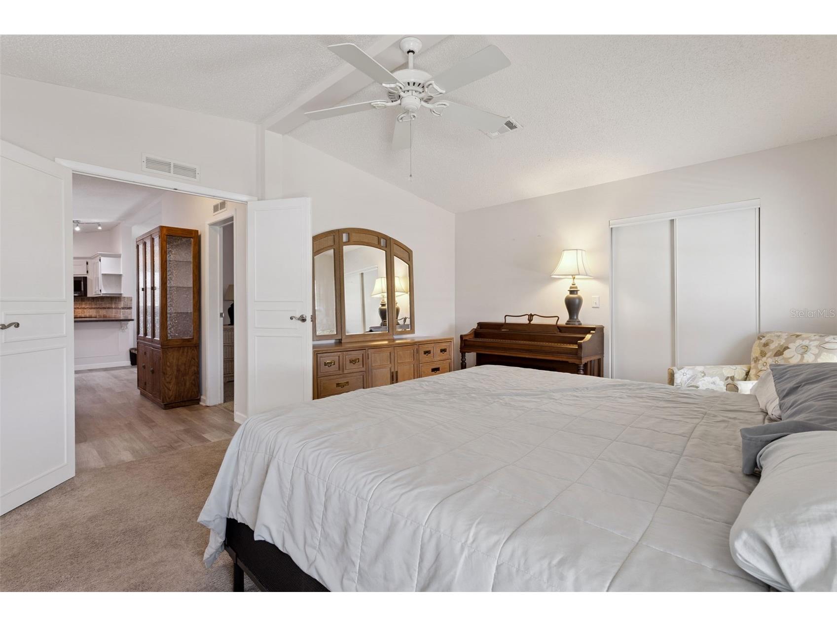 1612 E Schwartz Boulevard Lady Lake FL 32159 O6376526 image9