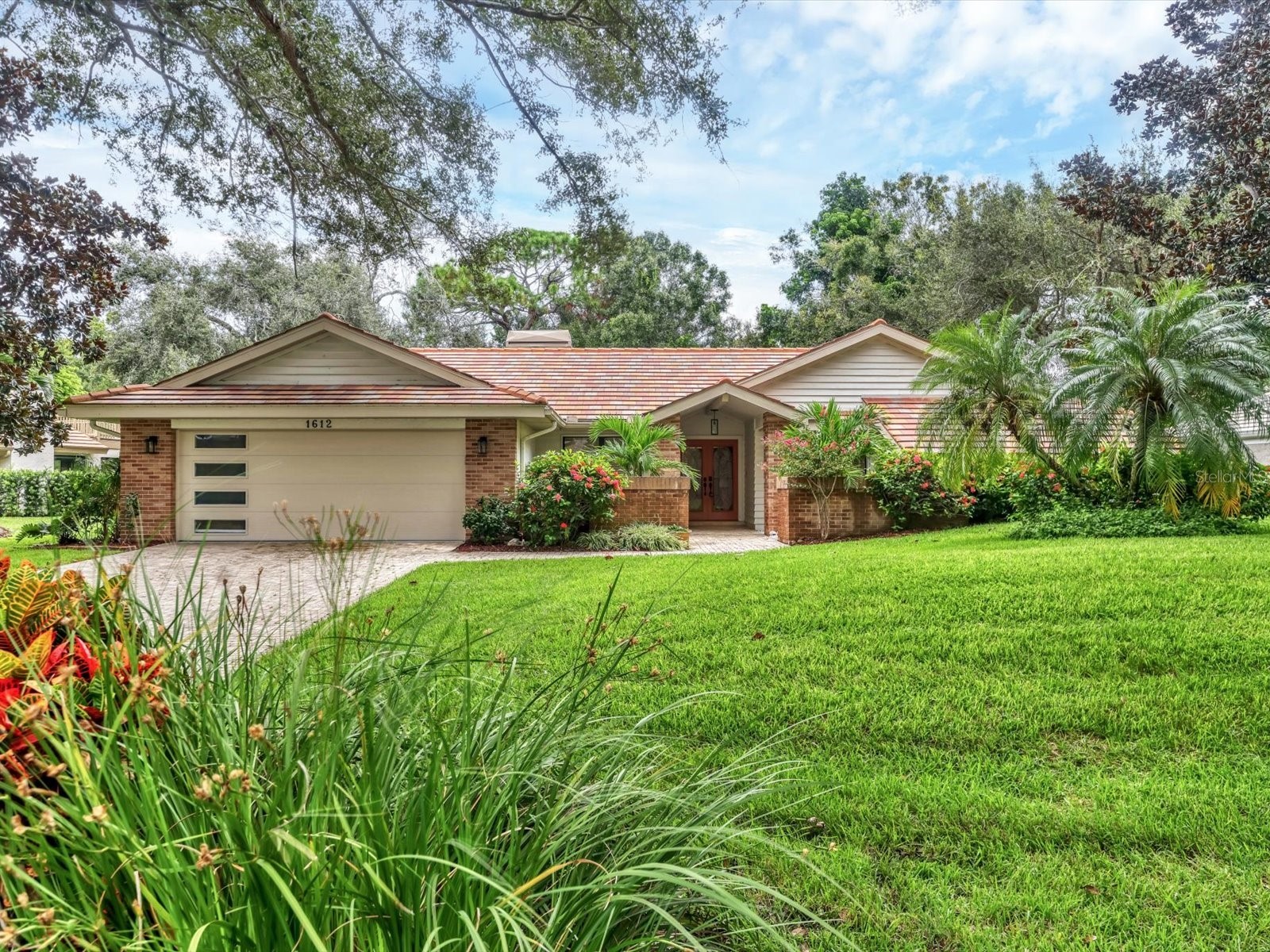 1612 Pine Harrier Circle Sarasota FL 34231 A4663653 image1