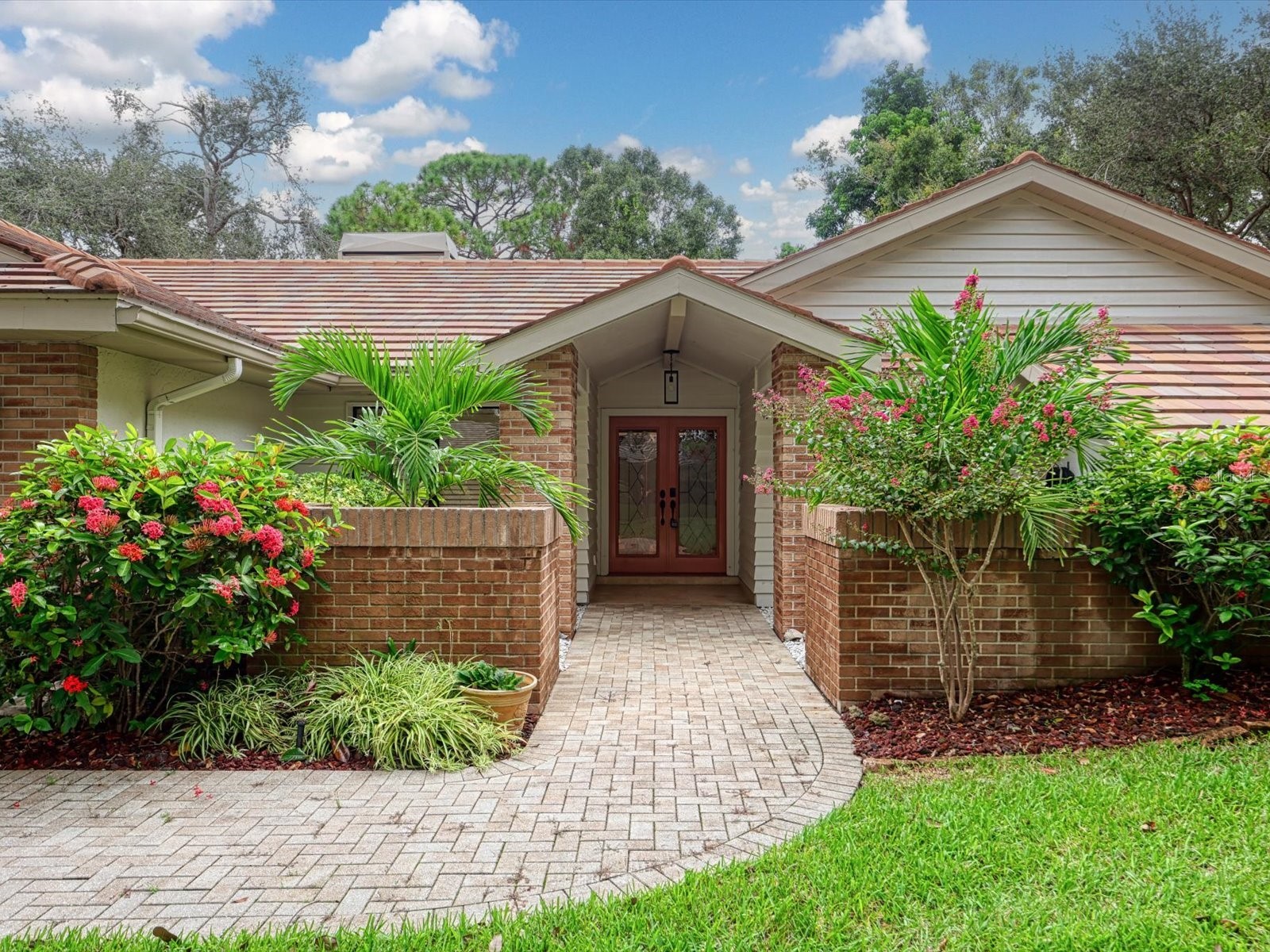 1612 Pine Harrier Circle Sarasota FL 34231 A4663653 image3