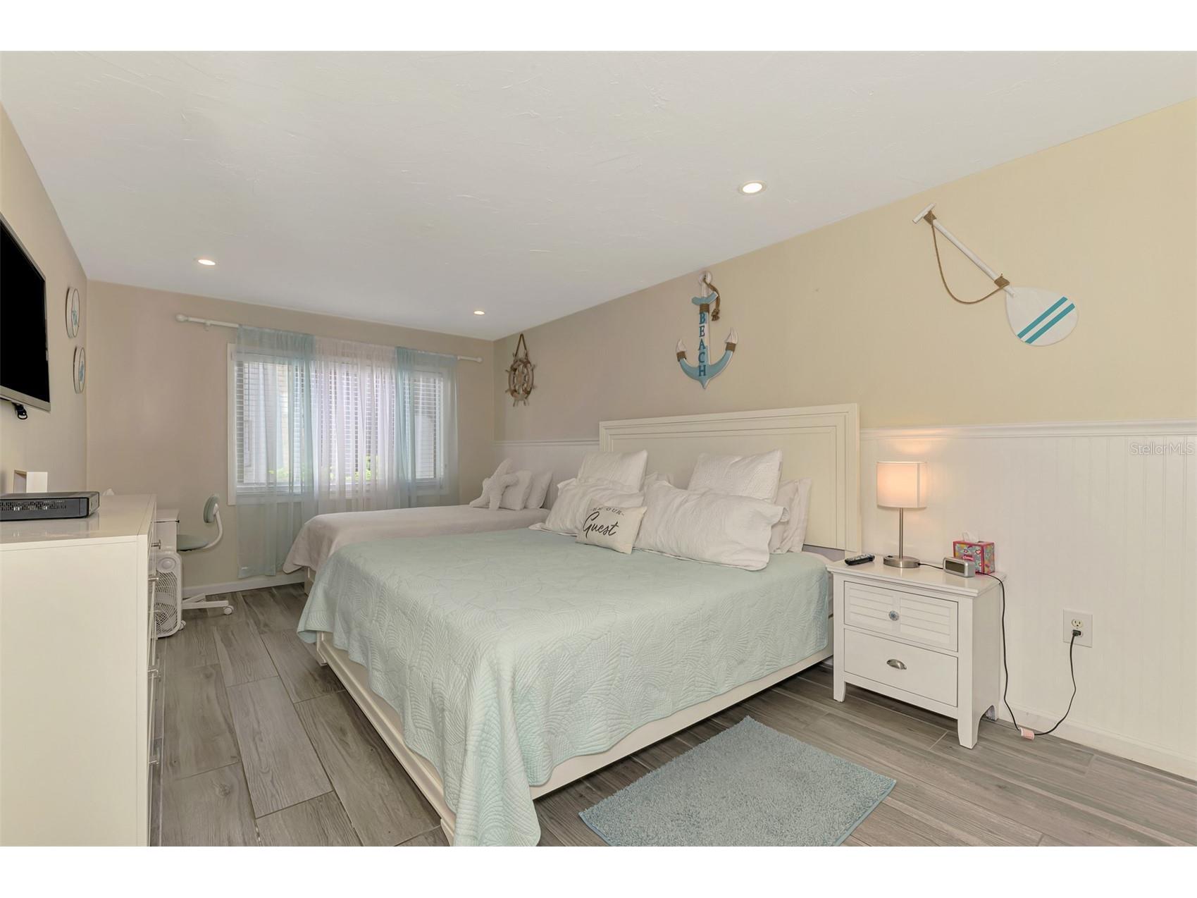 1612 Stickney Point Road #1612-1 Sarasota FL 34231 A4688336 image20