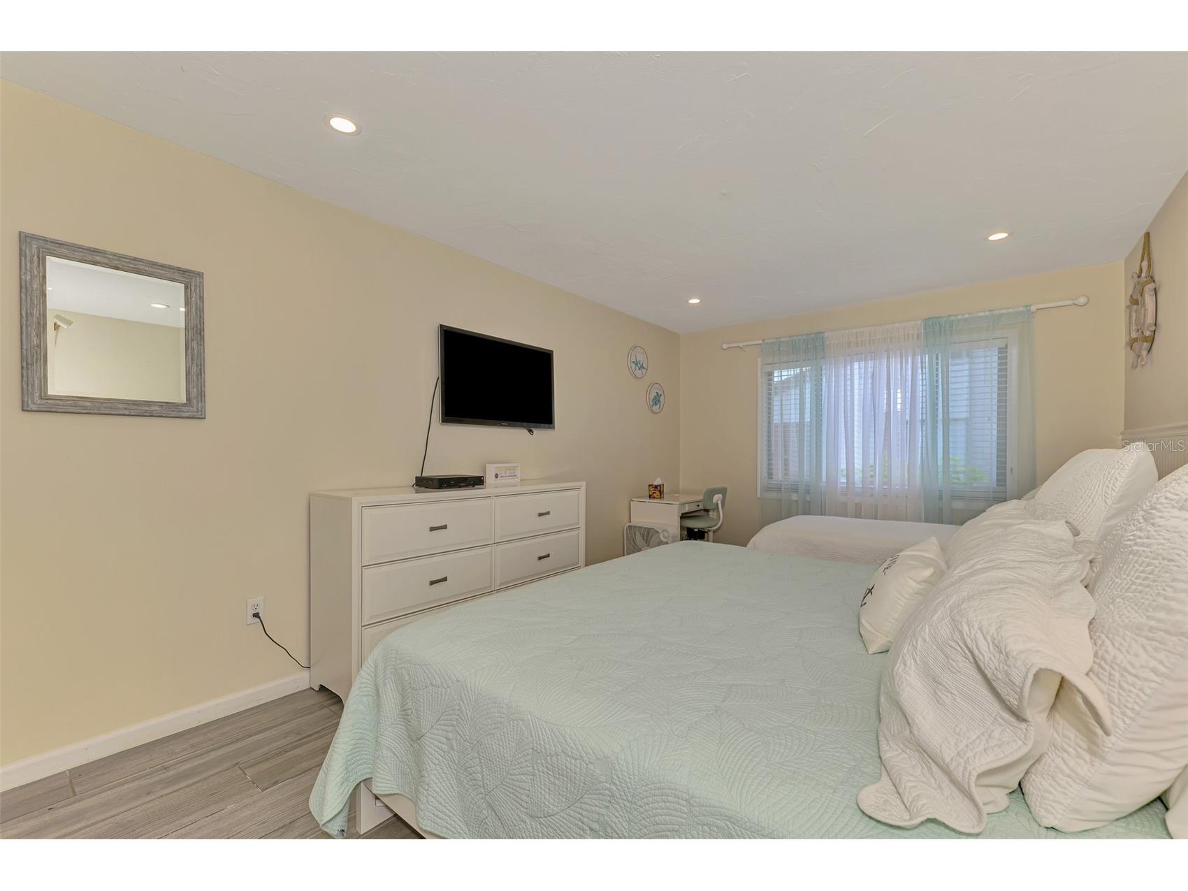 1612 Stickney Point Road #1612-1 Sarasota FL 34231 A4688336 image21