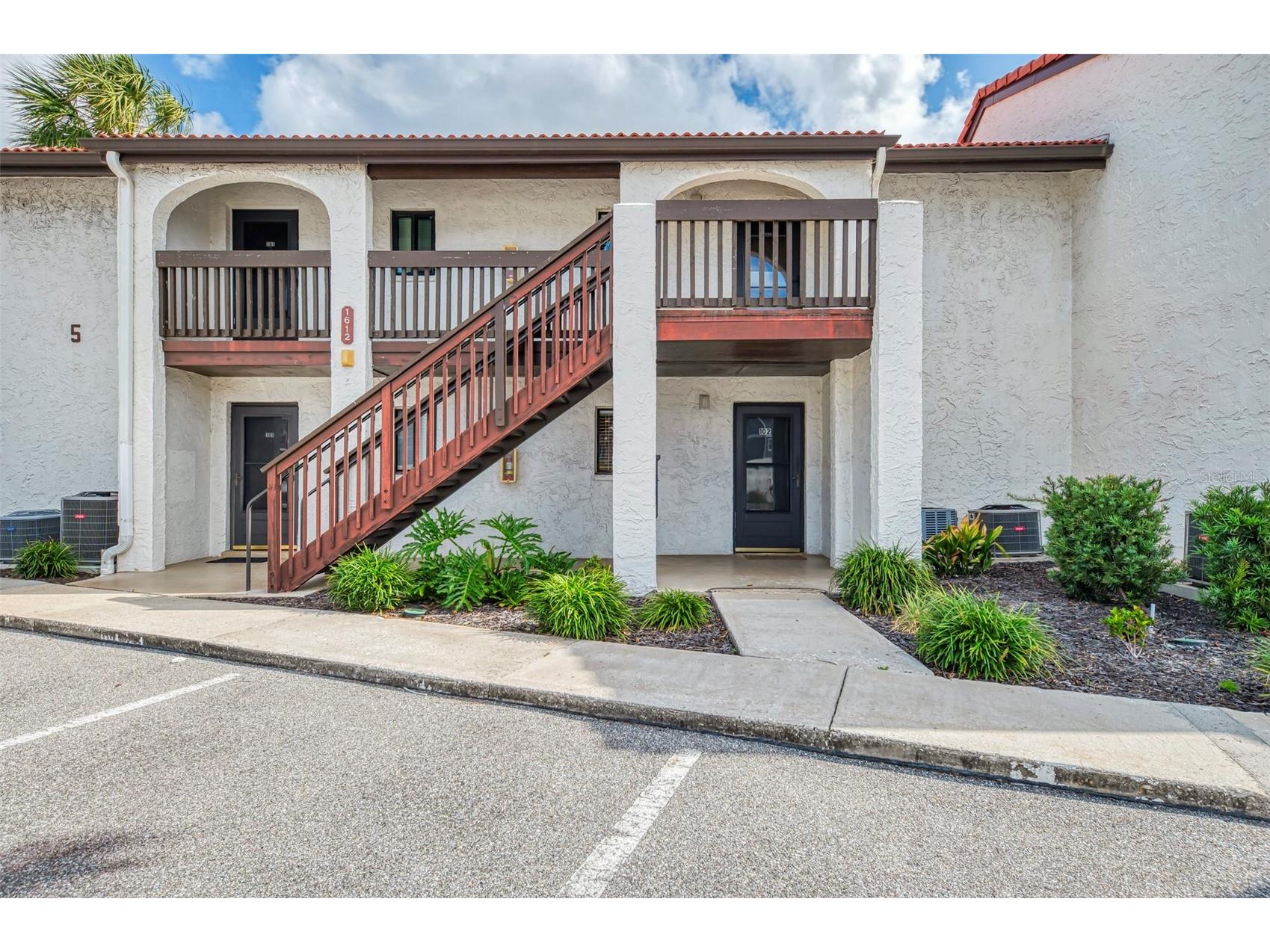 1612 Stickney Point Road #1612-1 Sarasota FL 34231 A4688336 image3