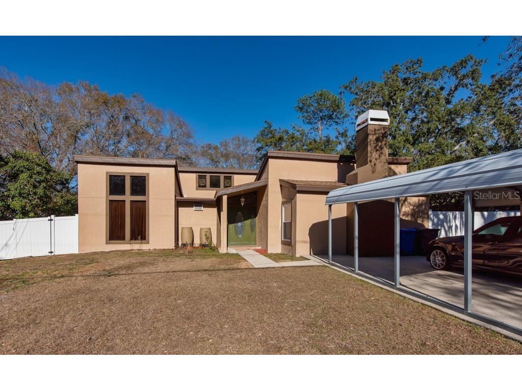 16123 E Lake Burrell Drive Lutz FL 33549 TB8476359 image1