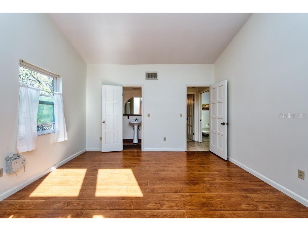 16123 E Lake Burrell Drive Lutz FL 33549 TB8476359 image23