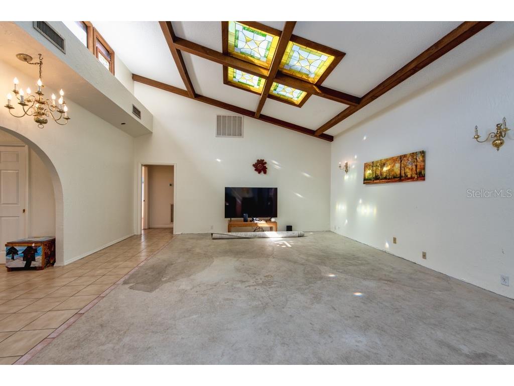 16123 E Lake Burrell Drive Lutz FL 33549 TB8476359 image4