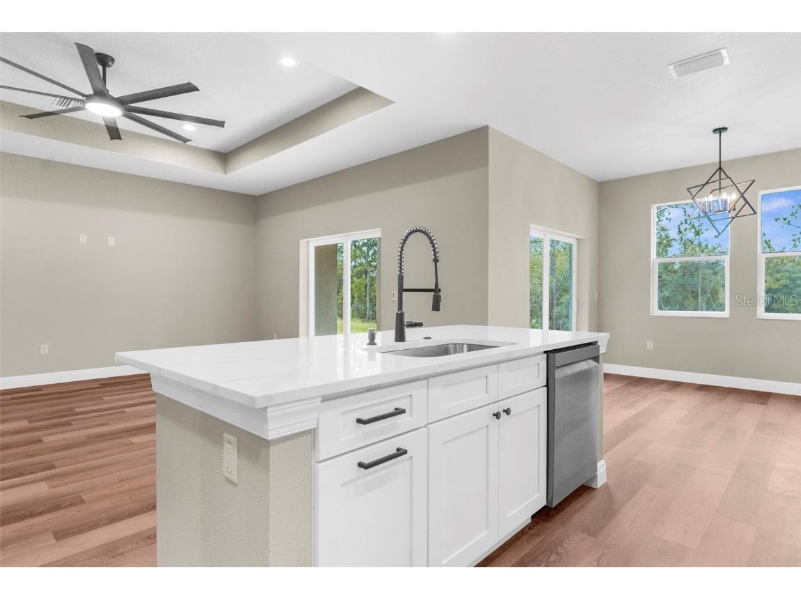 16123 Penn State Road Weeki Wachee FL 34614 W7876210 image18