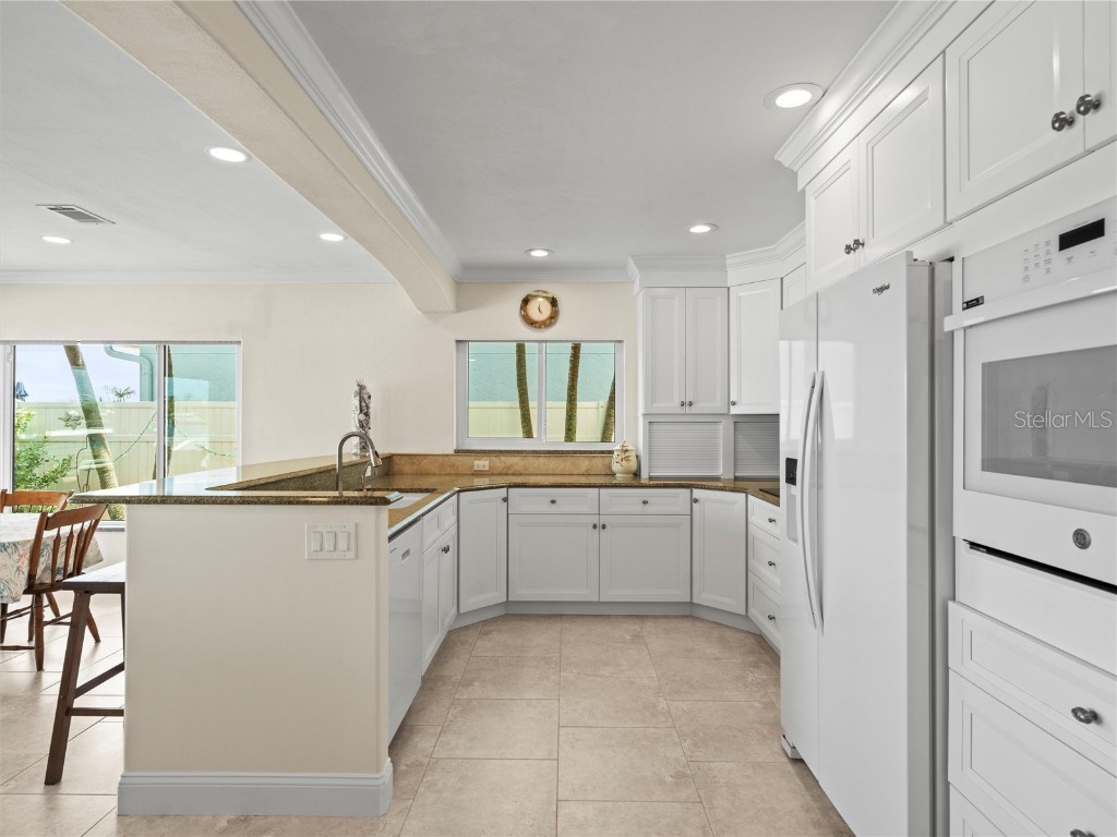 16129 4th Street E Redington Beach FL 33708 TB8452580 image24