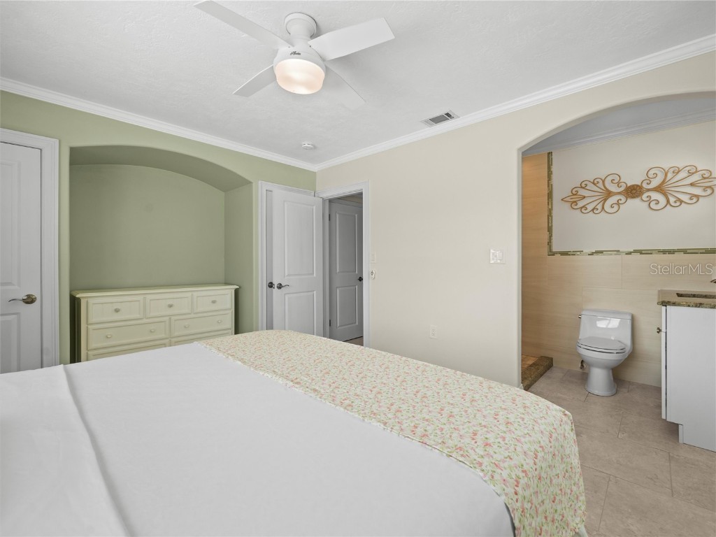 16129 4th Street E Redington Beach FL 33708 TB8452580 image32