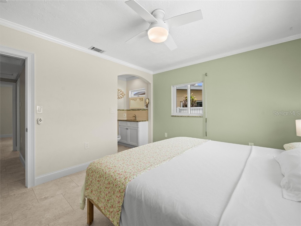 16129 4th Street E Redington Beach FL 33708 TB8452580 image34