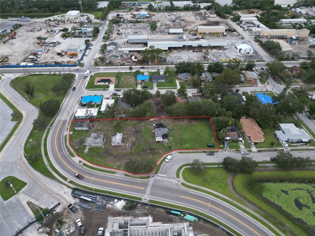 1613 35th Street Sarasota FL 34234 A4553345 image1