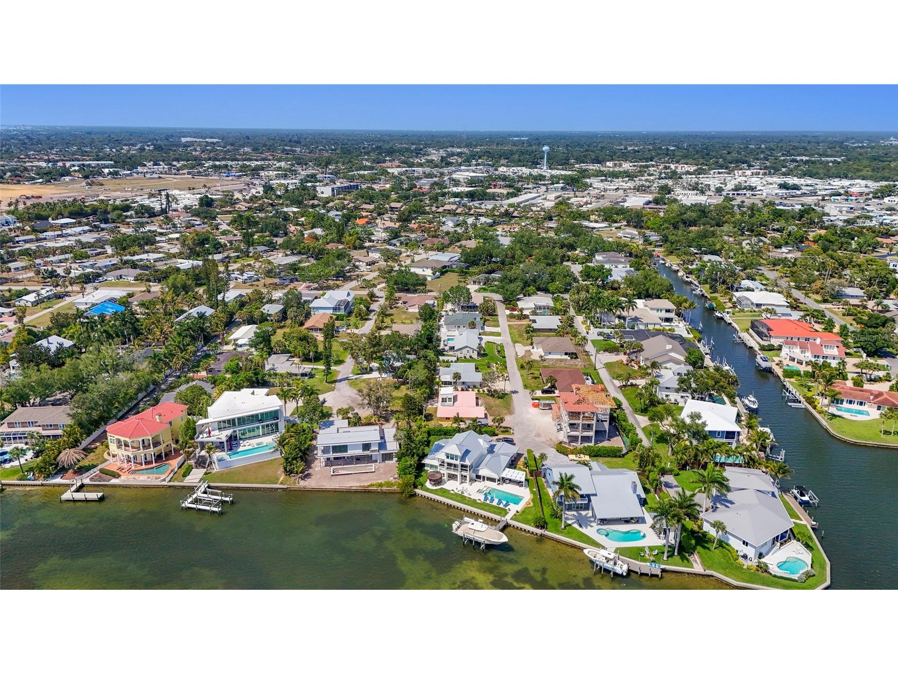 1613 Idle Lane Sarasota FL 34231 A4693024 image37
