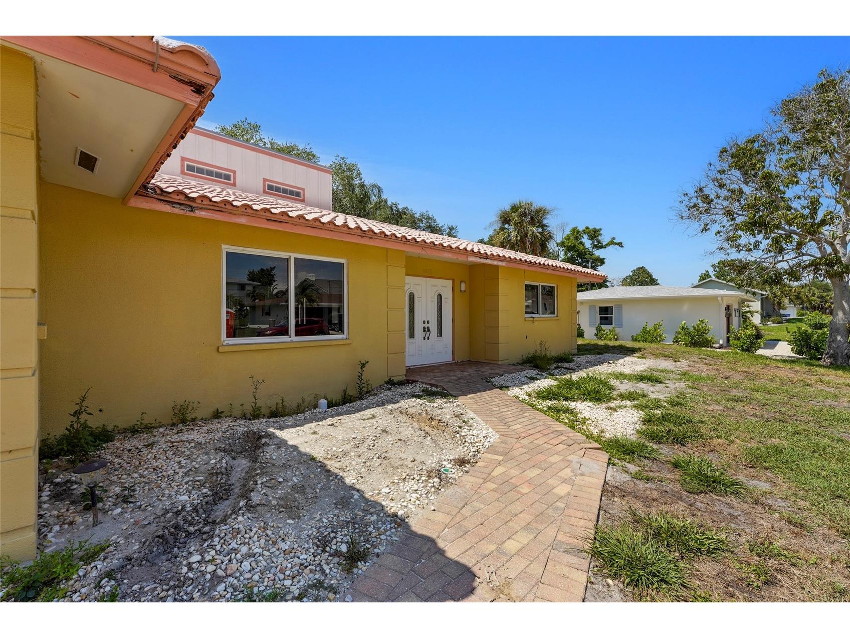 1613 Idle Lane Sarasota FL 34231 A4693024 image4