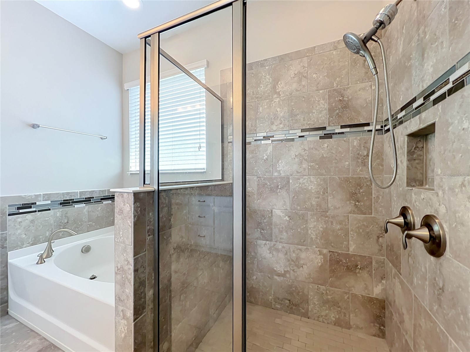16131 Hampton Crossing Drive Winter Garden FL 34787 O6417701 image31