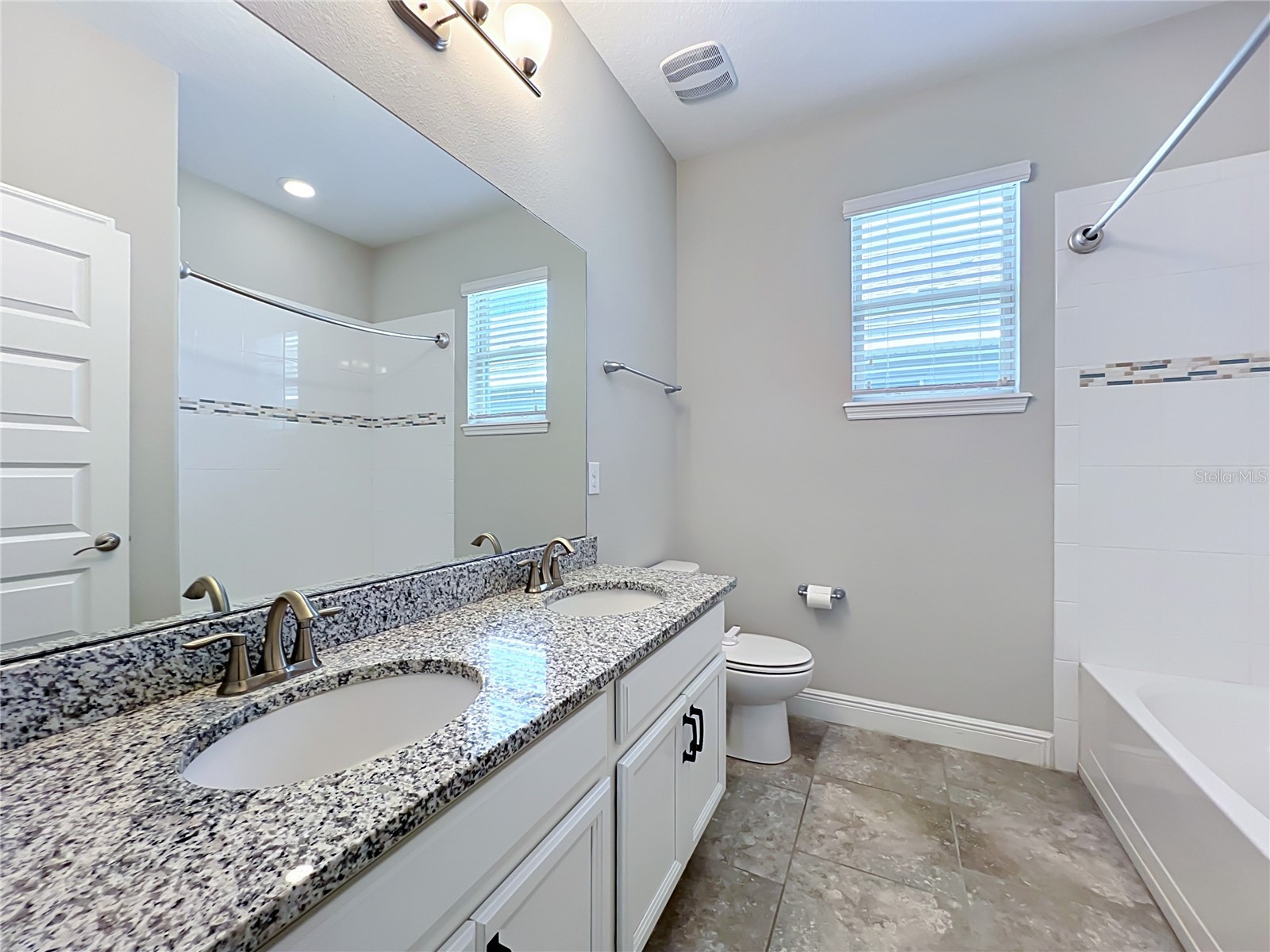 16131 Hampton Crossing Drive Winter Garden FL 34787 O6417701 image43