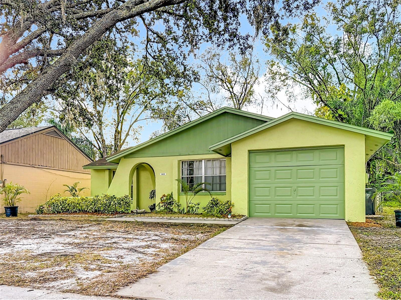 16132 Sagebrush Road Tampa FL 33618 TB8459232 image1
