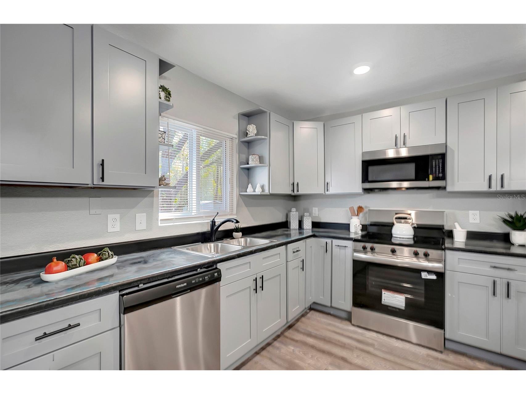 16133 Ravendale Drive Tampa FL 33618 TB8492904 image16