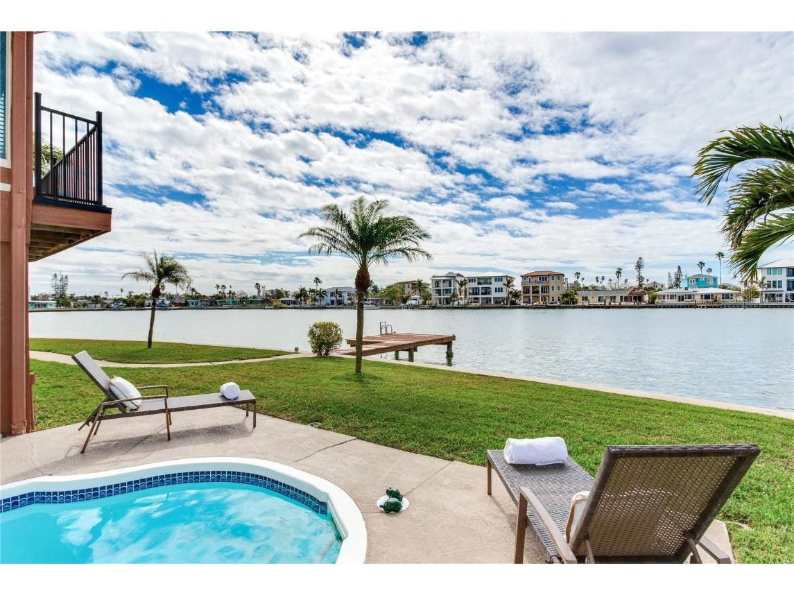 16134 4th Street E Redington Beach FL 33708 TB8338869 image1