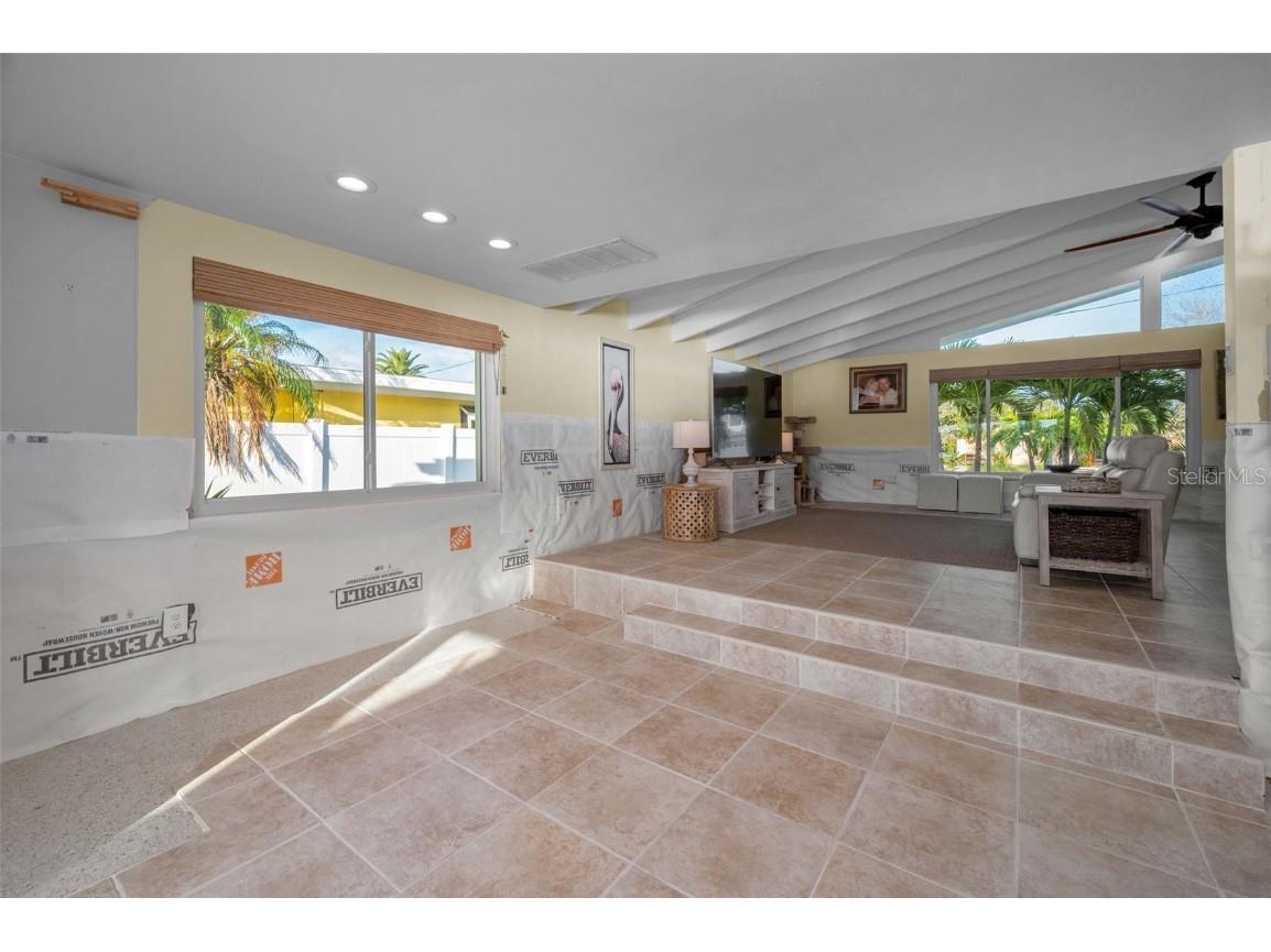 16137 4th Street E Redington Beach FL 33708 TB8405434 image11