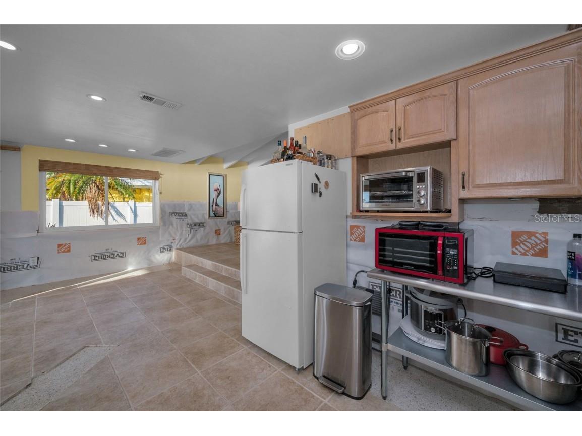 16137 4th Street E Redington Beach FL 33708 TB8405434 image30