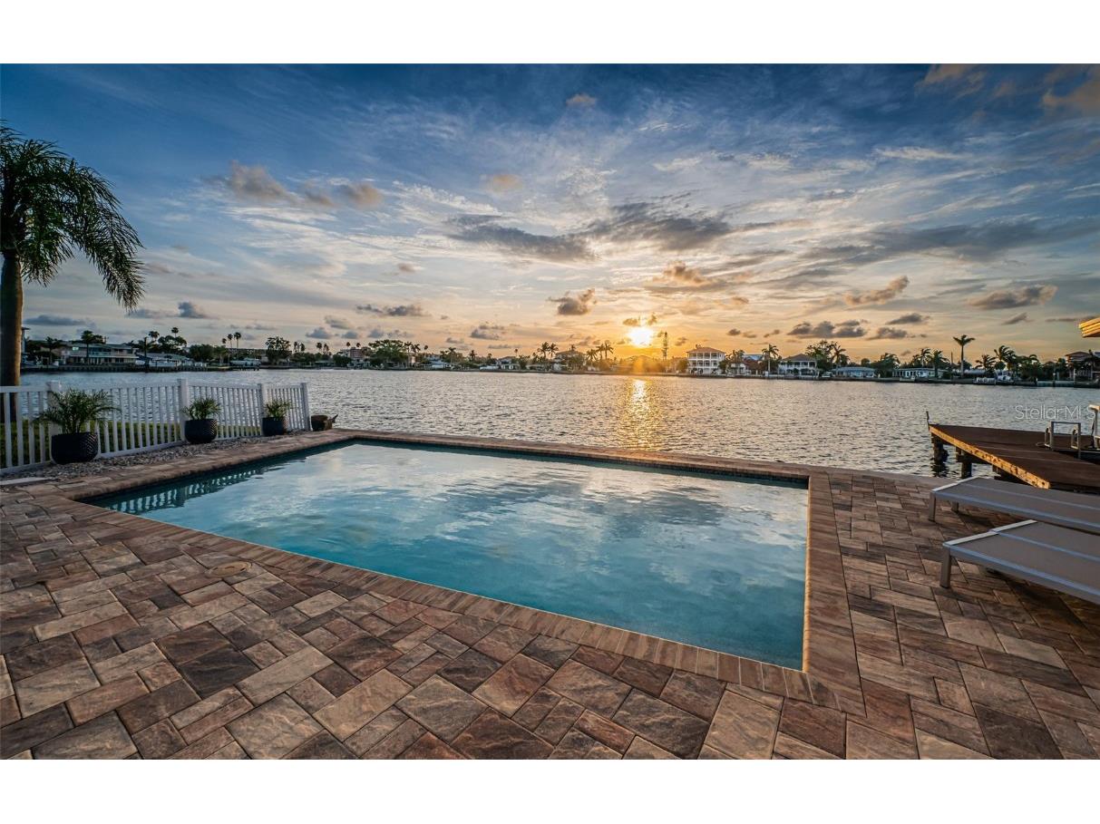 16137 4th Street E Redington Beach FL 33708 TB8405434 image43