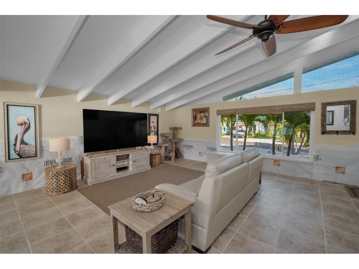 16137 4th Street E Redington Beach FL 33708 TB8405434 image7