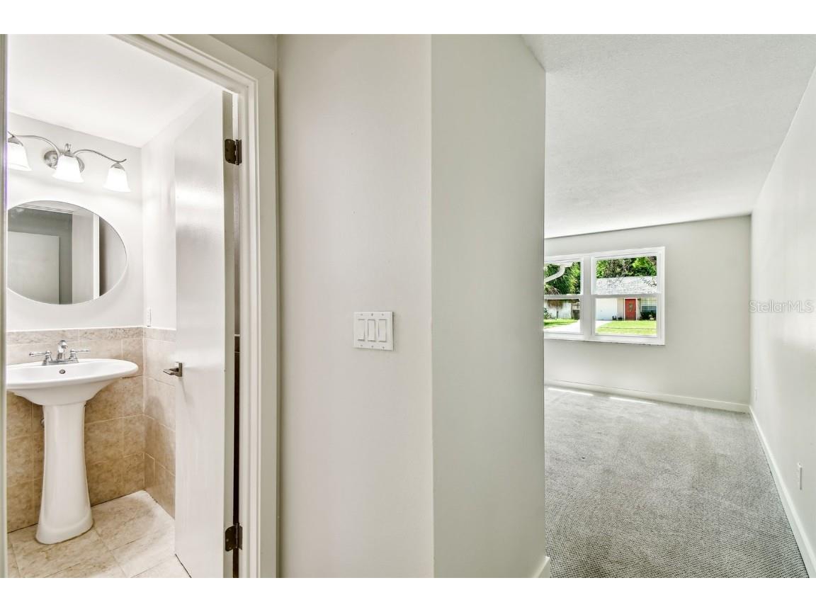 16138 Manorwood Circle Tampa FL 33624 TB8399177 image14