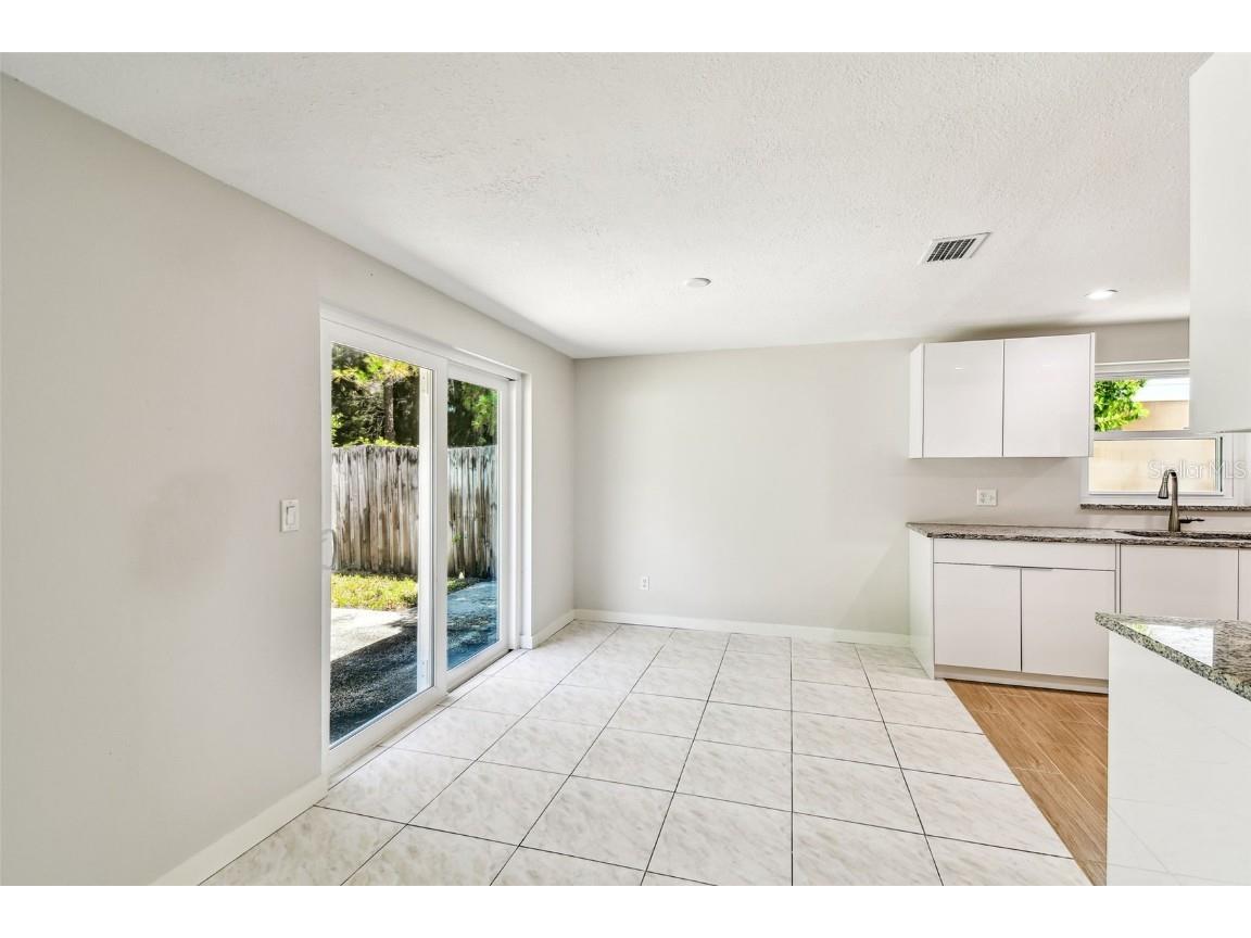 16138 Manorwood Circle Tampa FL 33624 TB8399177 image8