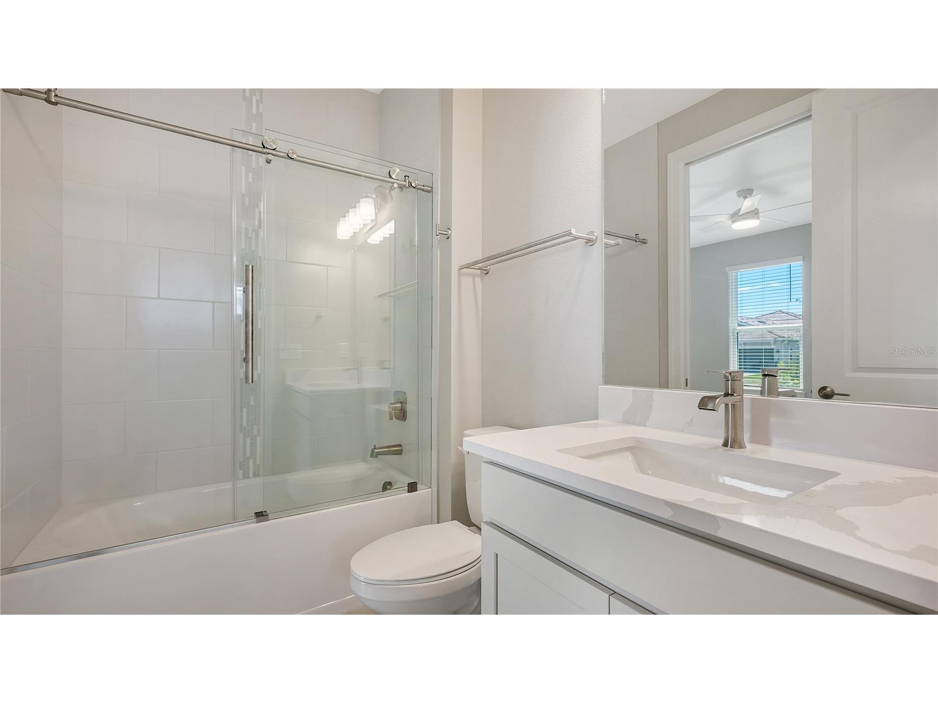 16139 Isola Place Bradenton FL 34211 A4682666 image26