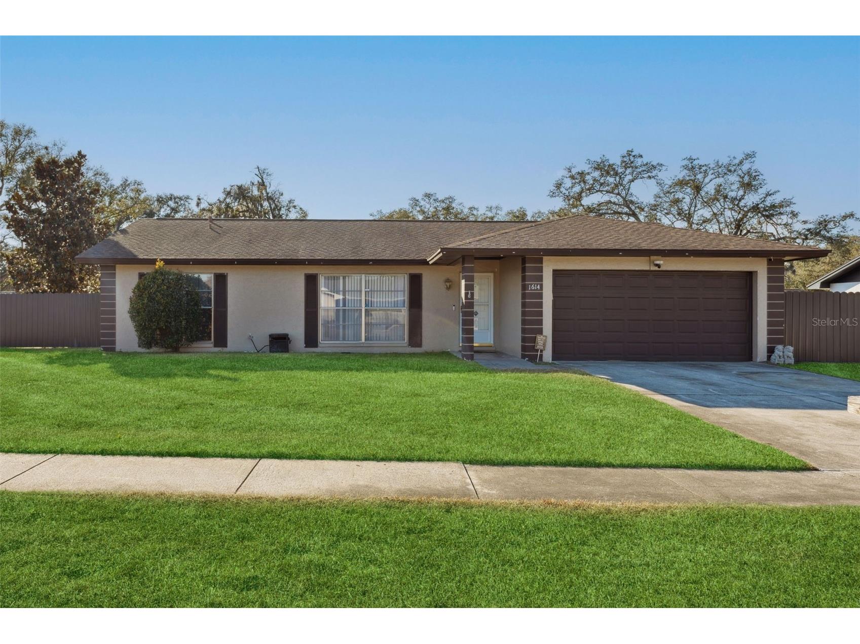 1614 Berkshire Drive Brandon FL 33511 TB8477750 image2