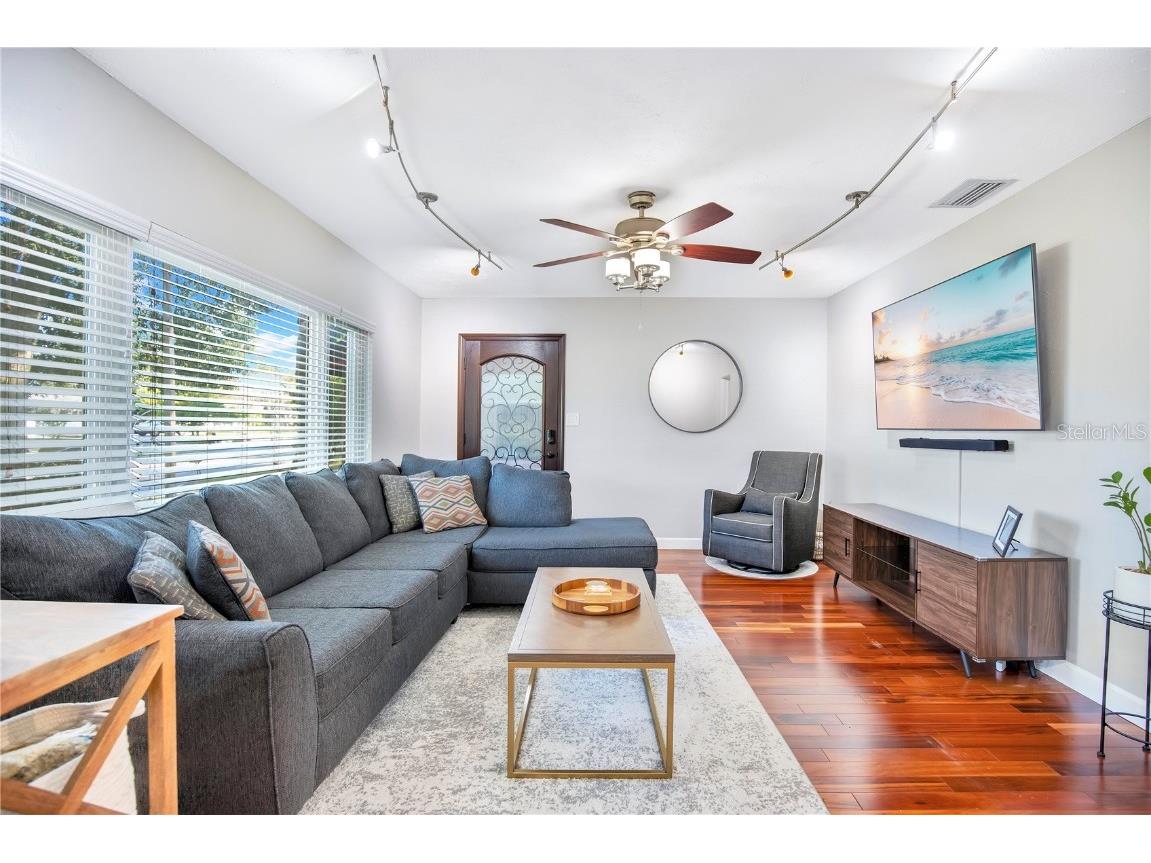 1614 Curry Ford Road Orlando FL 32806 O6368230 image5