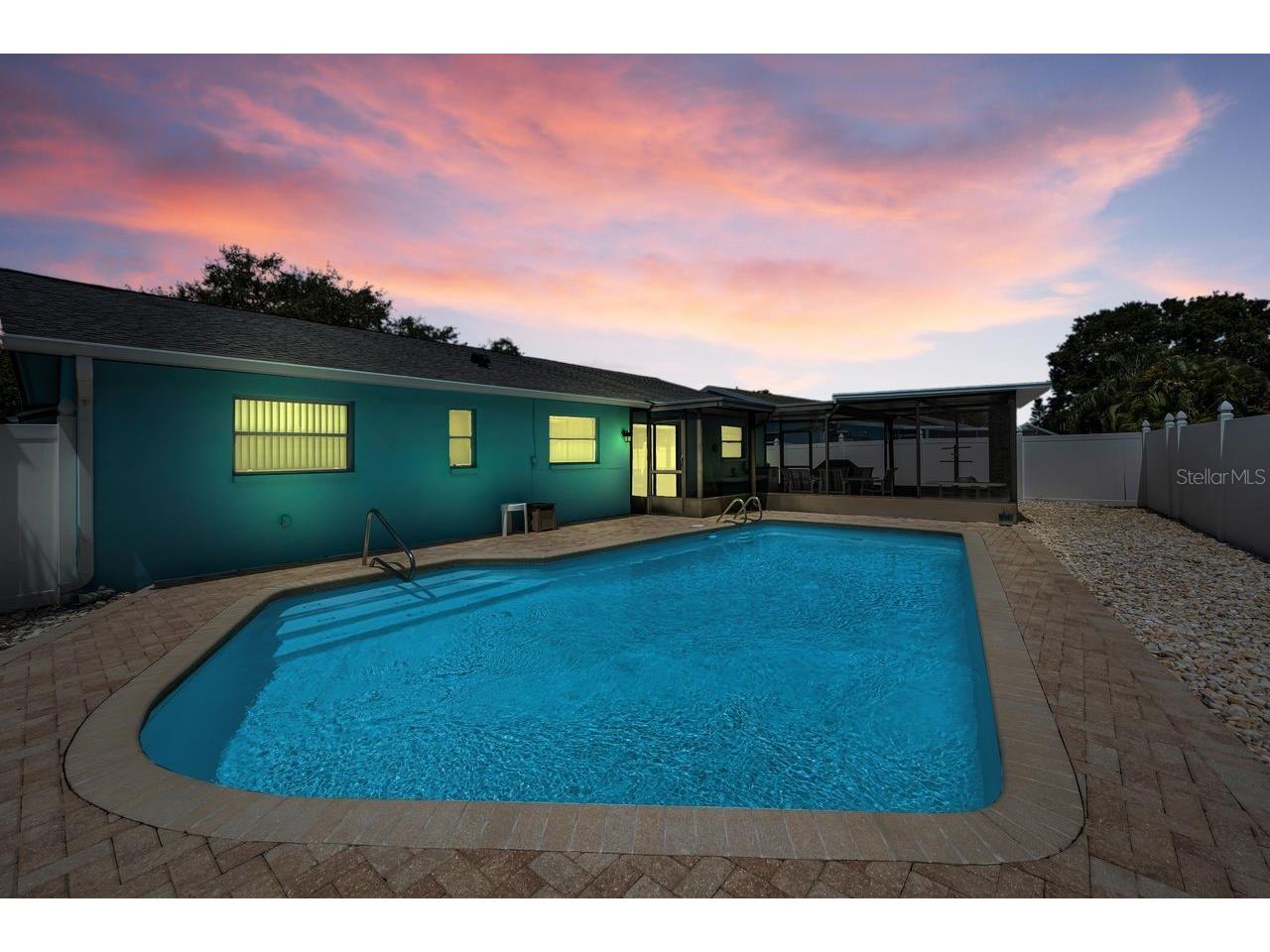 1614 Dale Circle N Dunedin FL 34698 TB8526259 image38