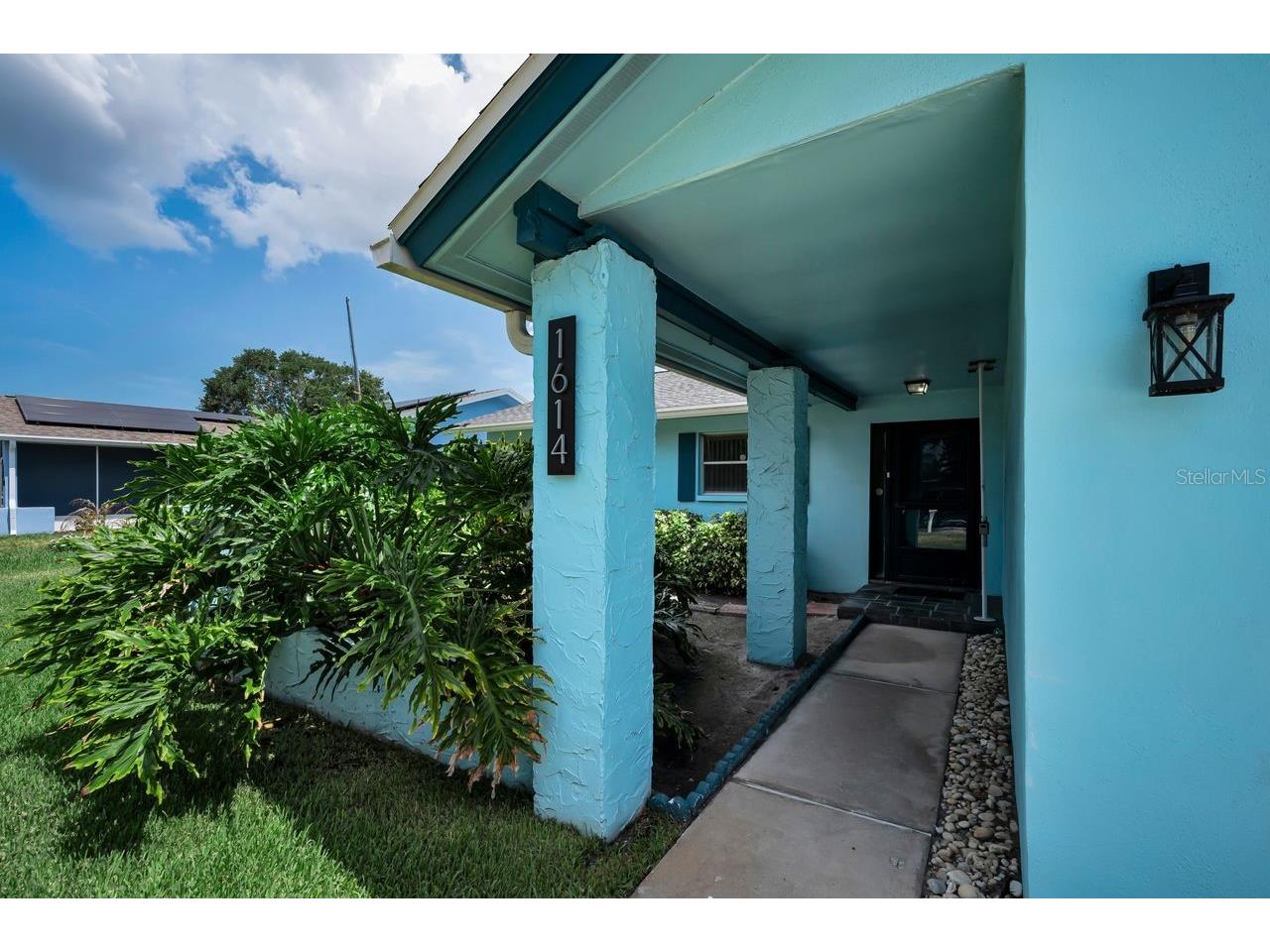 1614 Dale Circle N Dunedin FL 34698 TB8526259 image4