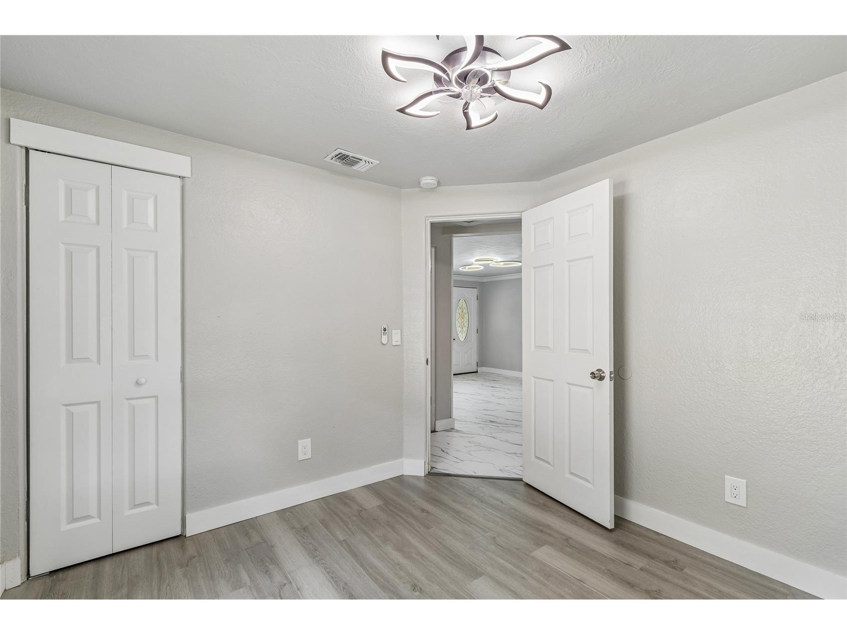 1614 E Maple Avenue Tampa FL 33604 TB8531140 image23