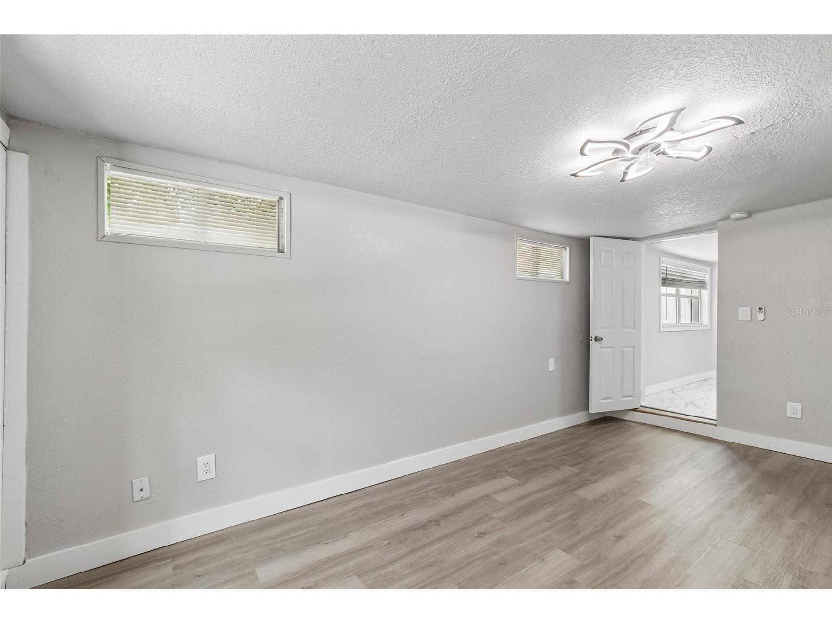 1614 E Maple Avenue Tampa FL 33604 TB8531140 image41