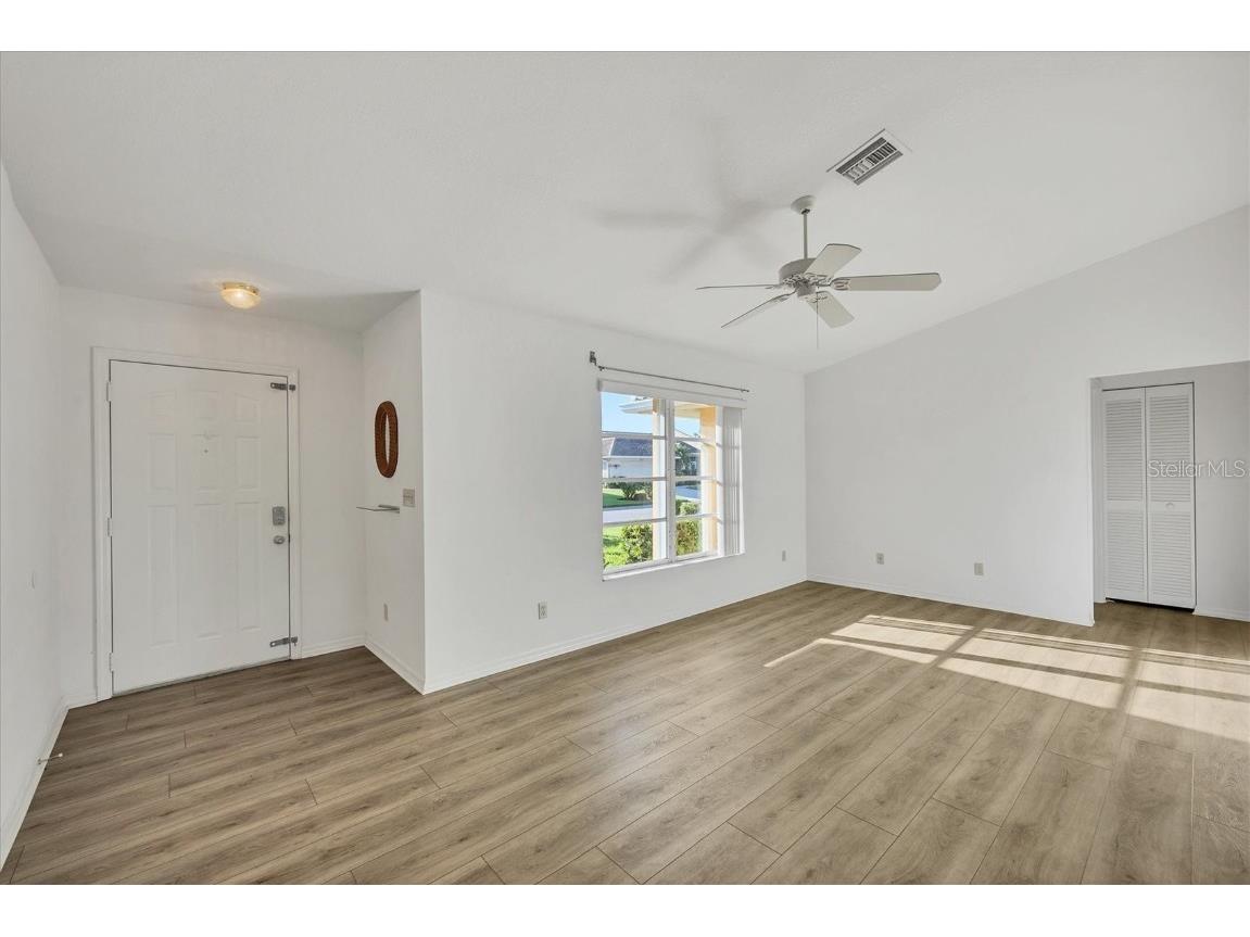 1614 Quail Lake Dr Venice FL 34293 N6139313 image2