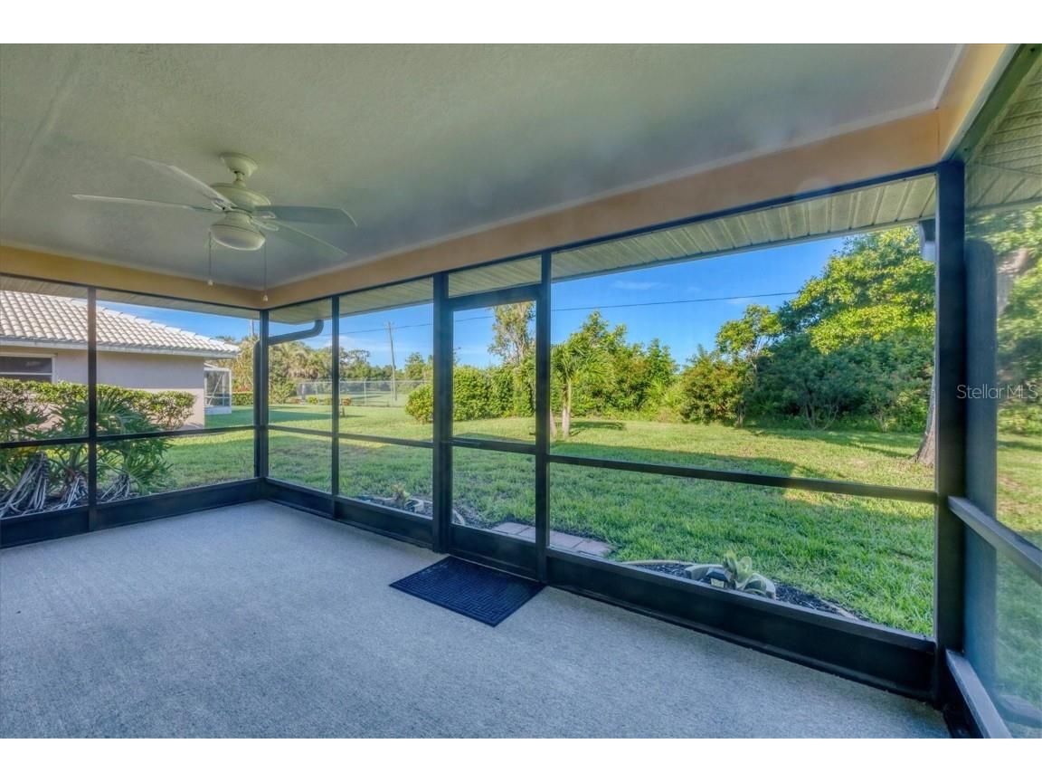 1614 Quail Lake Dr Venice FL 34293 N6139313 image4