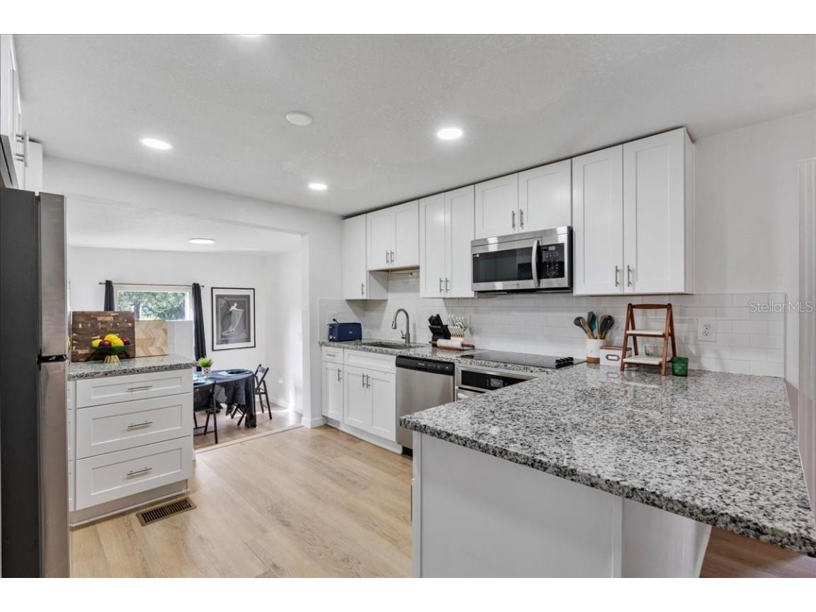 1614 Verona Street Kissimmee FL 34741 O6350193 image14