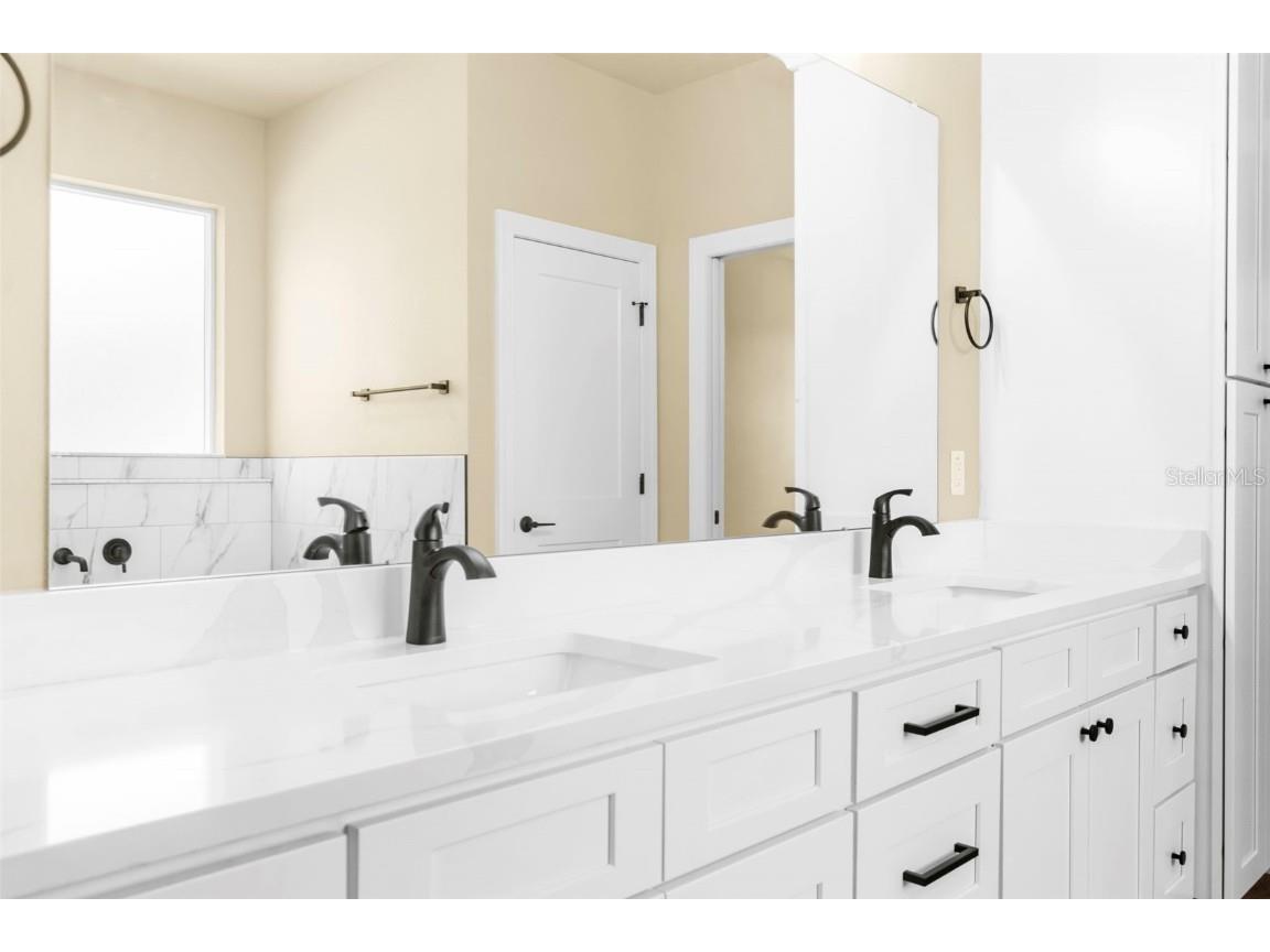 16143 Penn State Road Weeki Wachee FL 34614 W7879230 image11