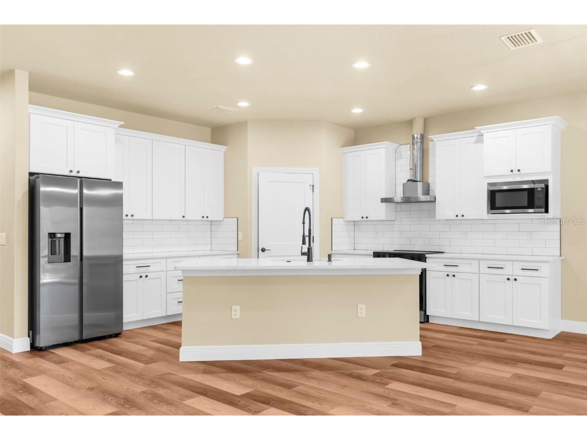 16143 Penn State Road Weeki Wachee FL 34614 W7879230 image2