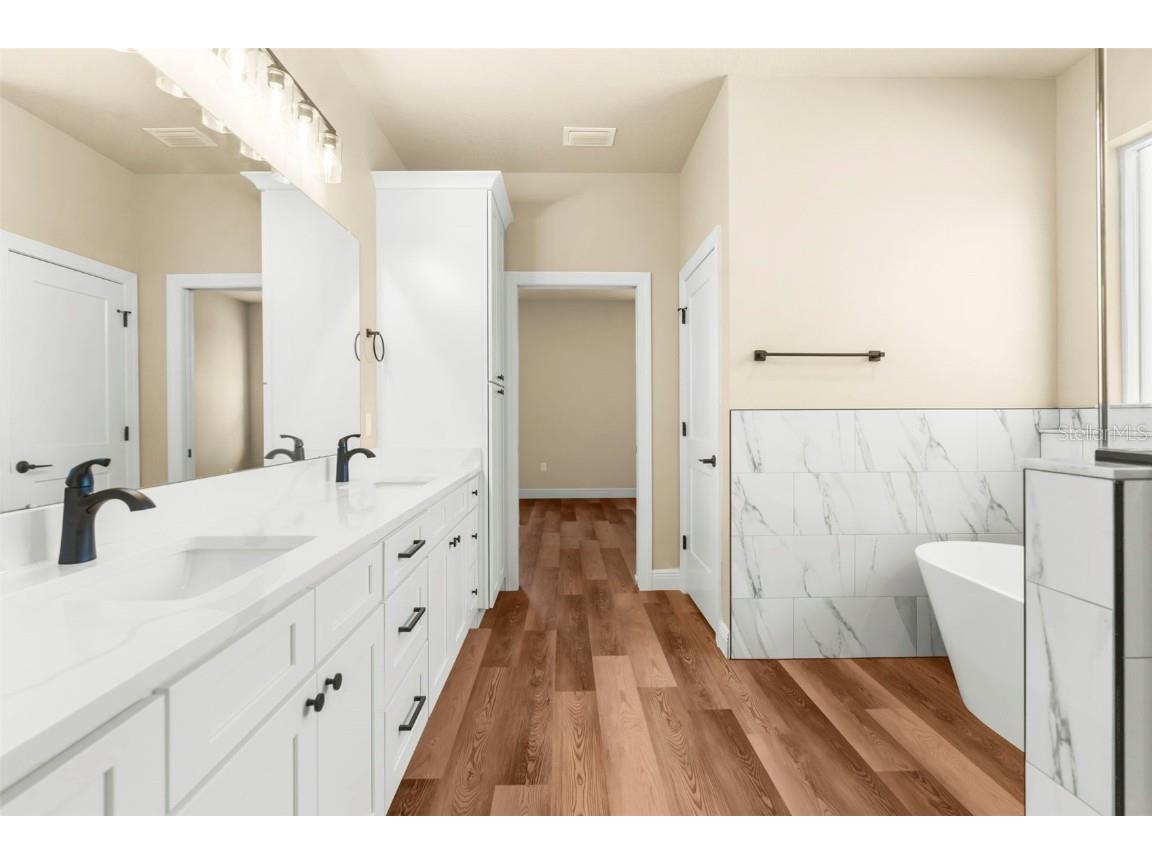 16143 Penn State Road Weeki Wachee FL 34614 W7879230 image8